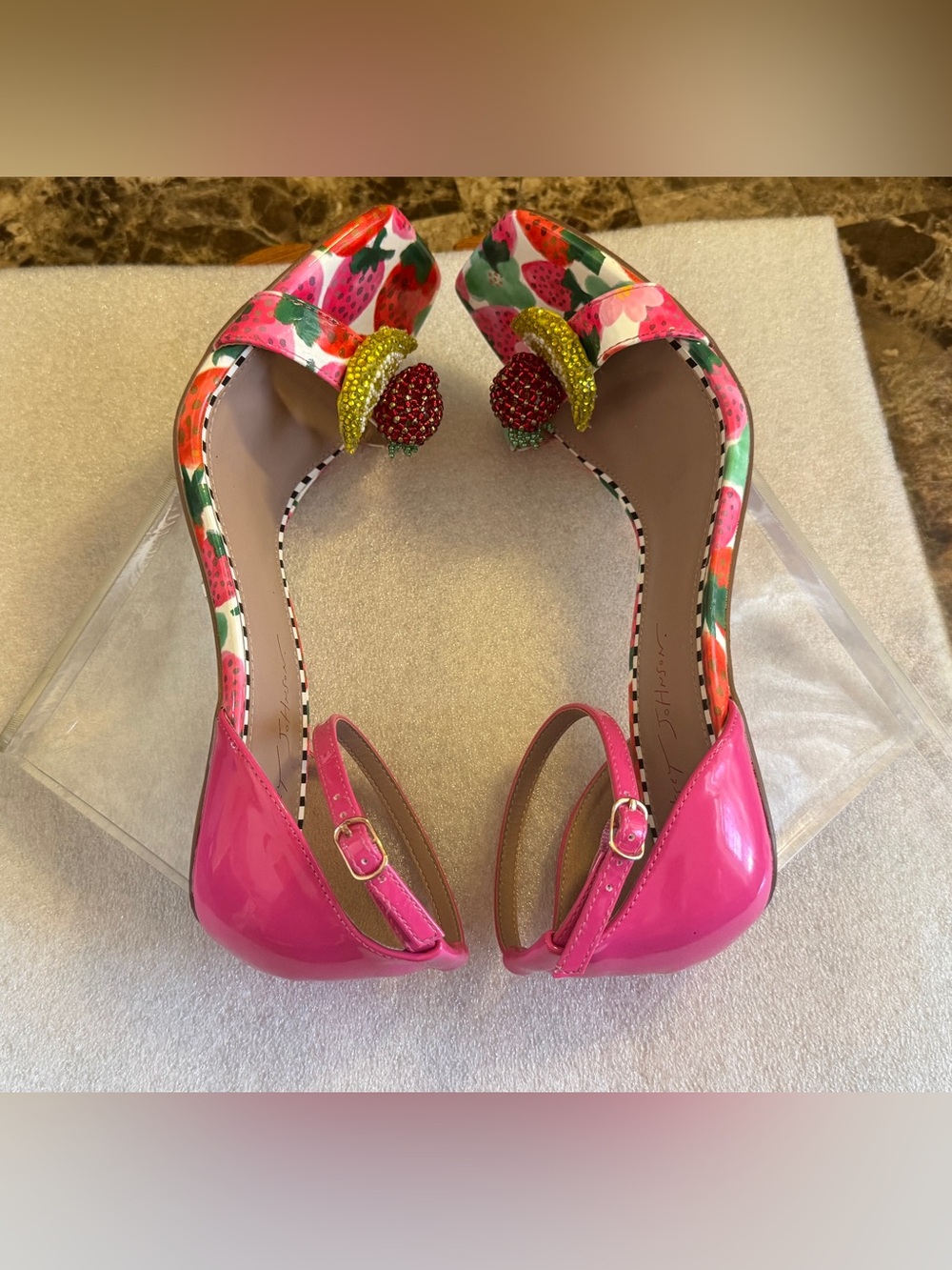 Betsey Johnson Harlem Fruit Vinyl Lucite Wedge Sandals -Two-Piece Style-Size 11 - Picture 12 of 15